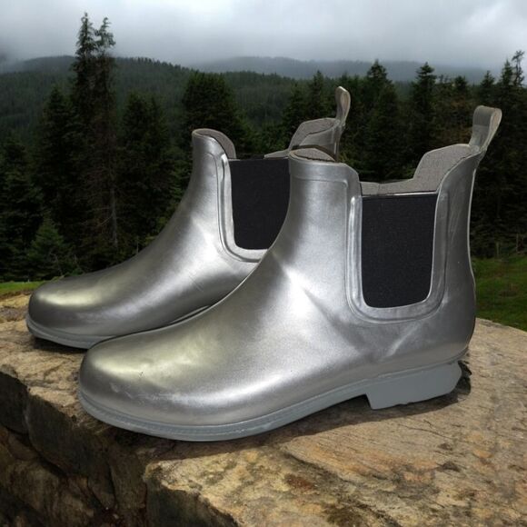 GAP Silver Metallic Rain Booties Ankle Boots Women's 10 Waders Waterproof Shoes - Picture 12 of 12